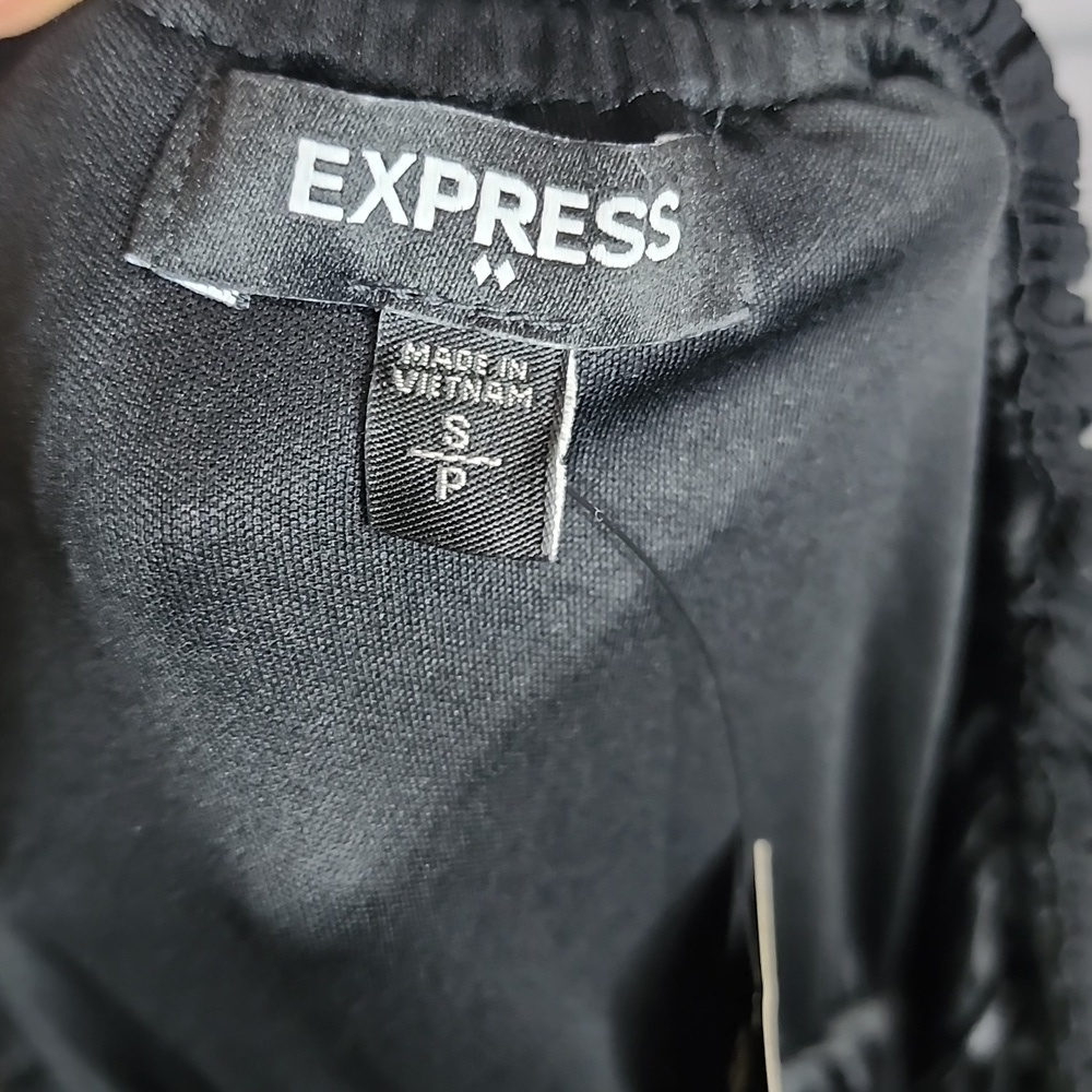 **Express romper** - Picture 10 of 11